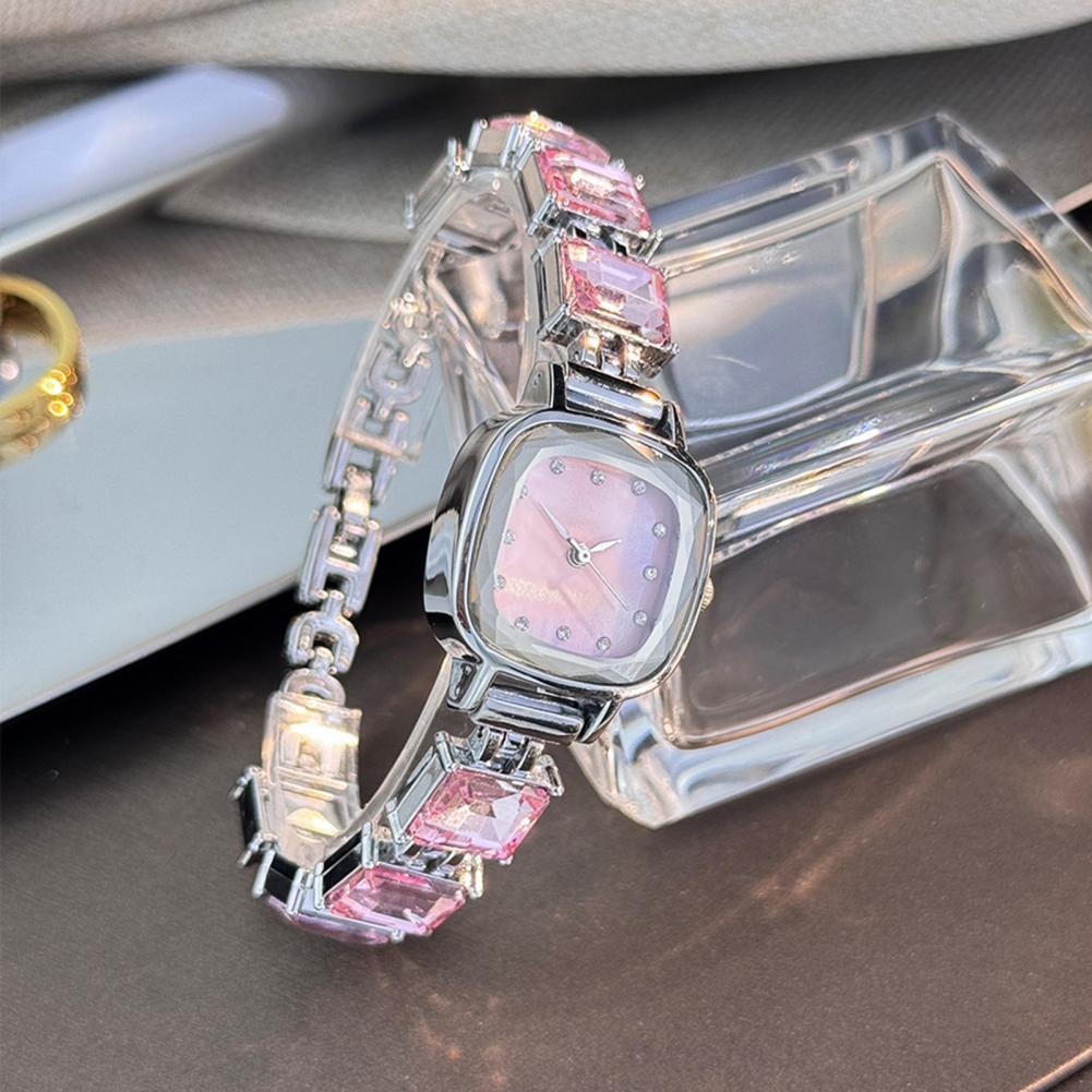 Funkelnde Armbanduhr mit quadr – Quiet Luxury Watch Bewertung und Preis