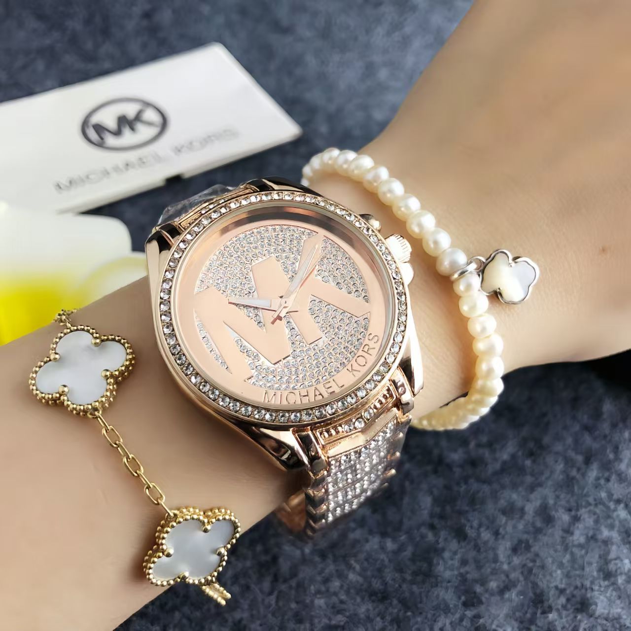 Michael Kors Neue Modische und – Luxury Watch Photo Bewertung und Preis